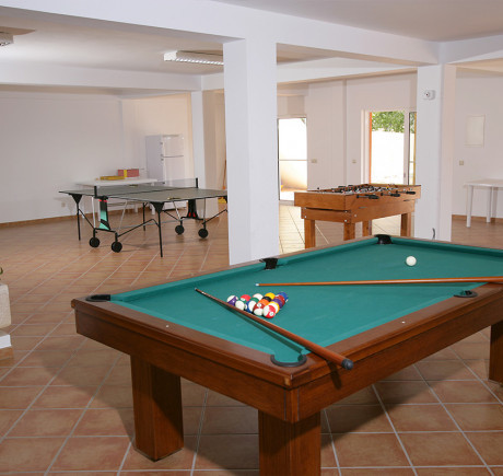 Rustomjee Bella - Indoor Game