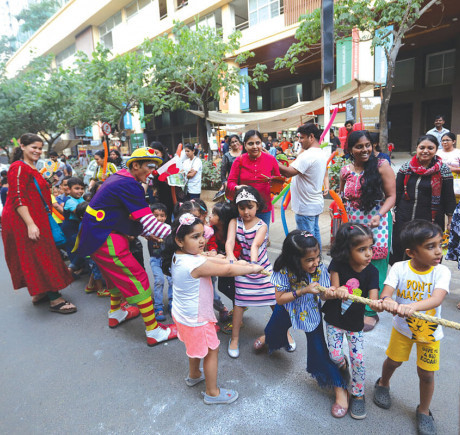 Rustomjee - Uptown Urbania