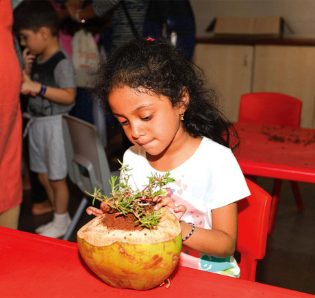 Rustomjee - Uptown Urbania